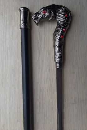 Gậy Quý Tộc Đầu Giao Long - Phong Ba Bão Táp Không Bằng Ngữ Pháp Việt Nam