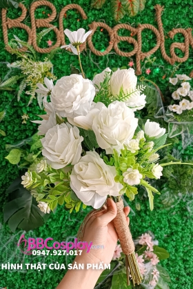 Hoa Cầm Tay Màu Trắng Classic