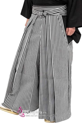 Hakama Sọc Đen Trắng