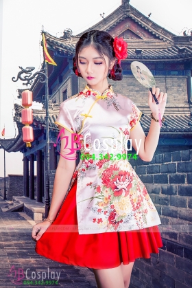 Qiloli In Hoa Váy Đỏ